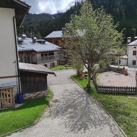 Apartment Casa San Valentino Dolomiti *